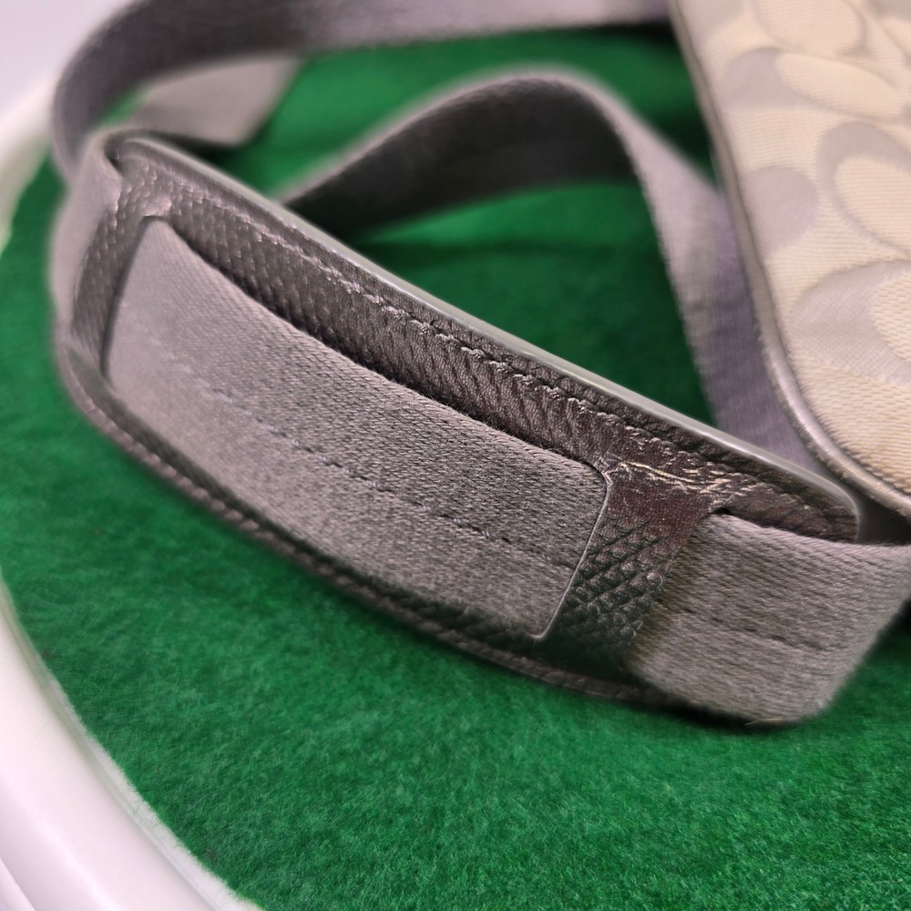 Coach Signature Crossbody File Bag Grey Silver Metallic Adjustable Strap 43976 - Picture 4 of 13
